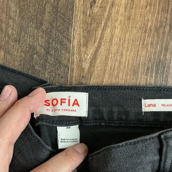 Sofía by Sofia Vergara Black Rhinestone Studded Jeans Y2K Glam Diva Size 20 NWT - Picture 5 of 8